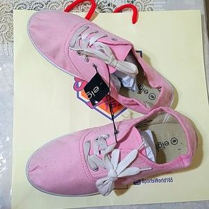 Pink sneakers. NEW. OPEN TO OFFERS!!